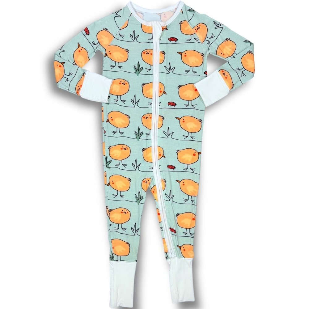NWOT Bamboo Spring Chick Ladybug Print Convertible Zippered Sleeper 12-18m